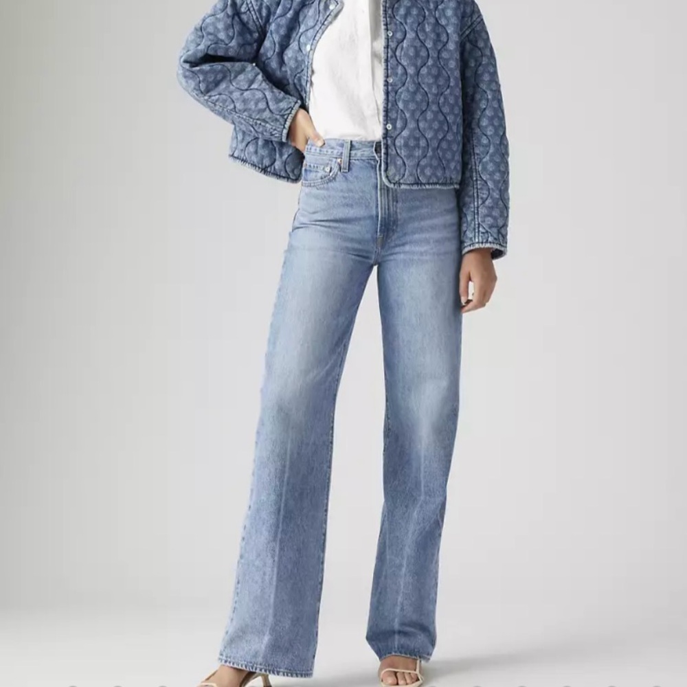 Levi's Ribcage wide leg Womens jeans
